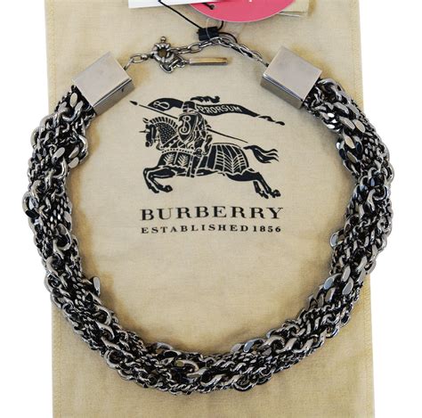 burberry necklace.